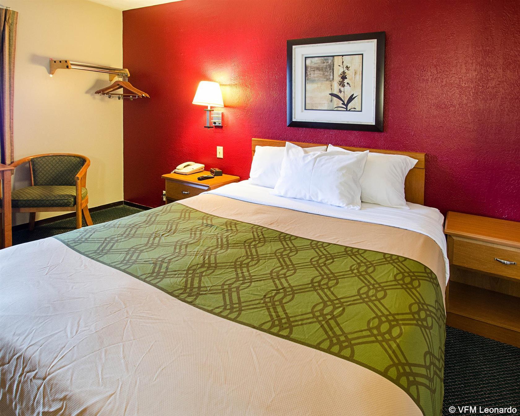Red Lion Inn & Suites Olathe Kansas City Bagian luar foto