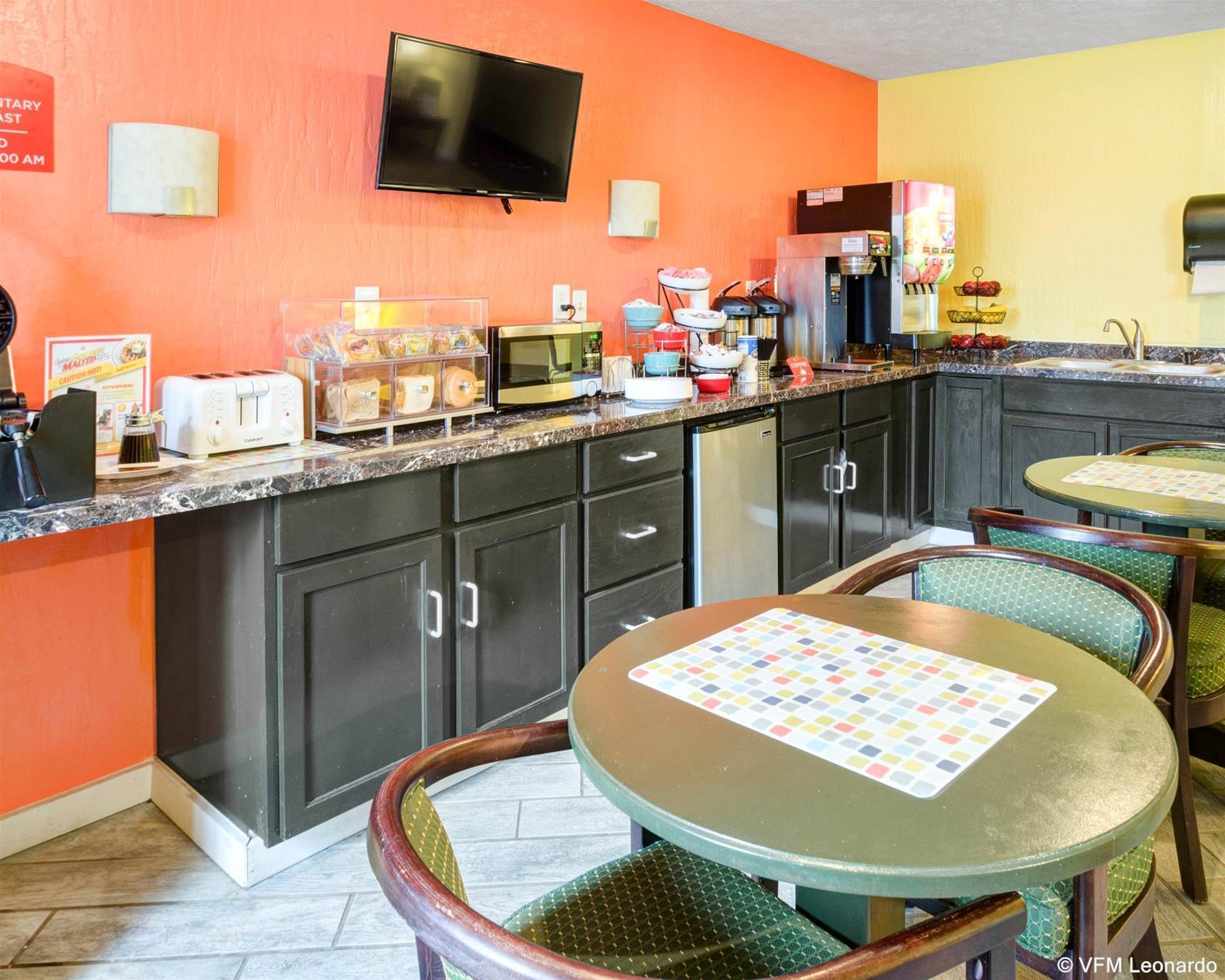 Red Lion Inn & Suites Olathe Kansas City Bagian luar foto