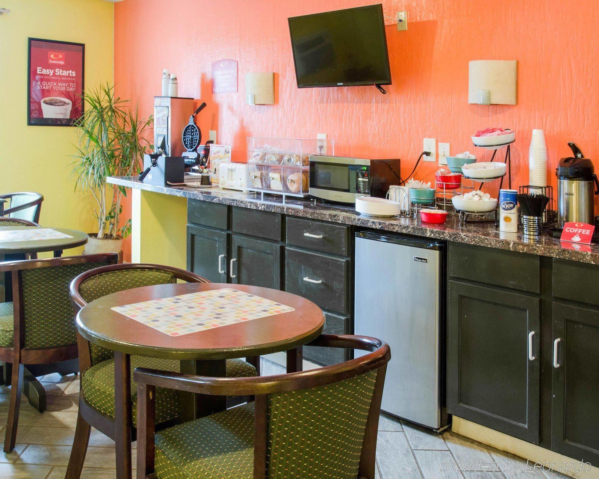Red Lion Inn & Suites Olathe Kansas City Bagian luar foto