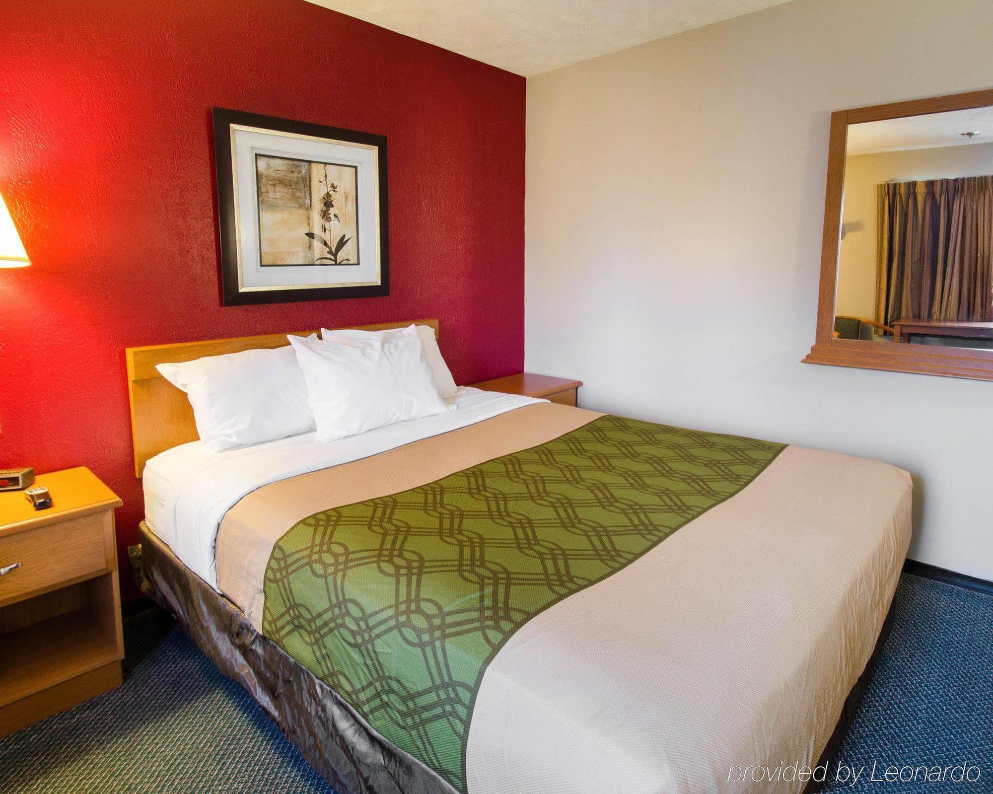 Red Lion Inn & Suites Olathe Kansas City Bagian luar foto